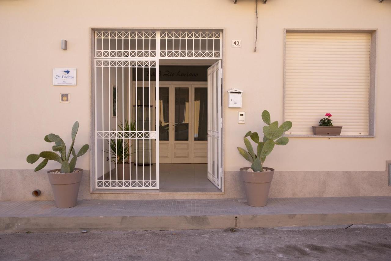 B&B Zio Luciano Avola Bagian luar foto