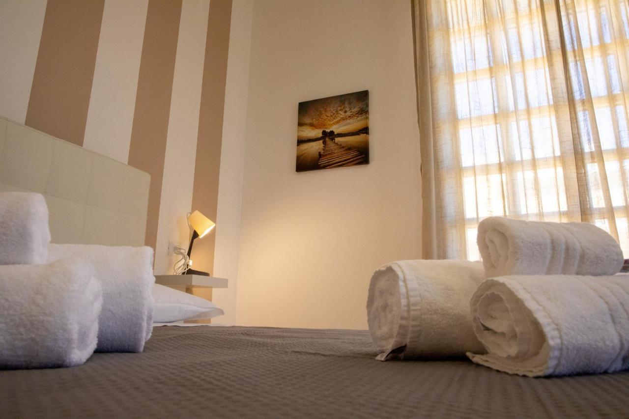 B&B Zio Luciano Avola Bagian luar foto
