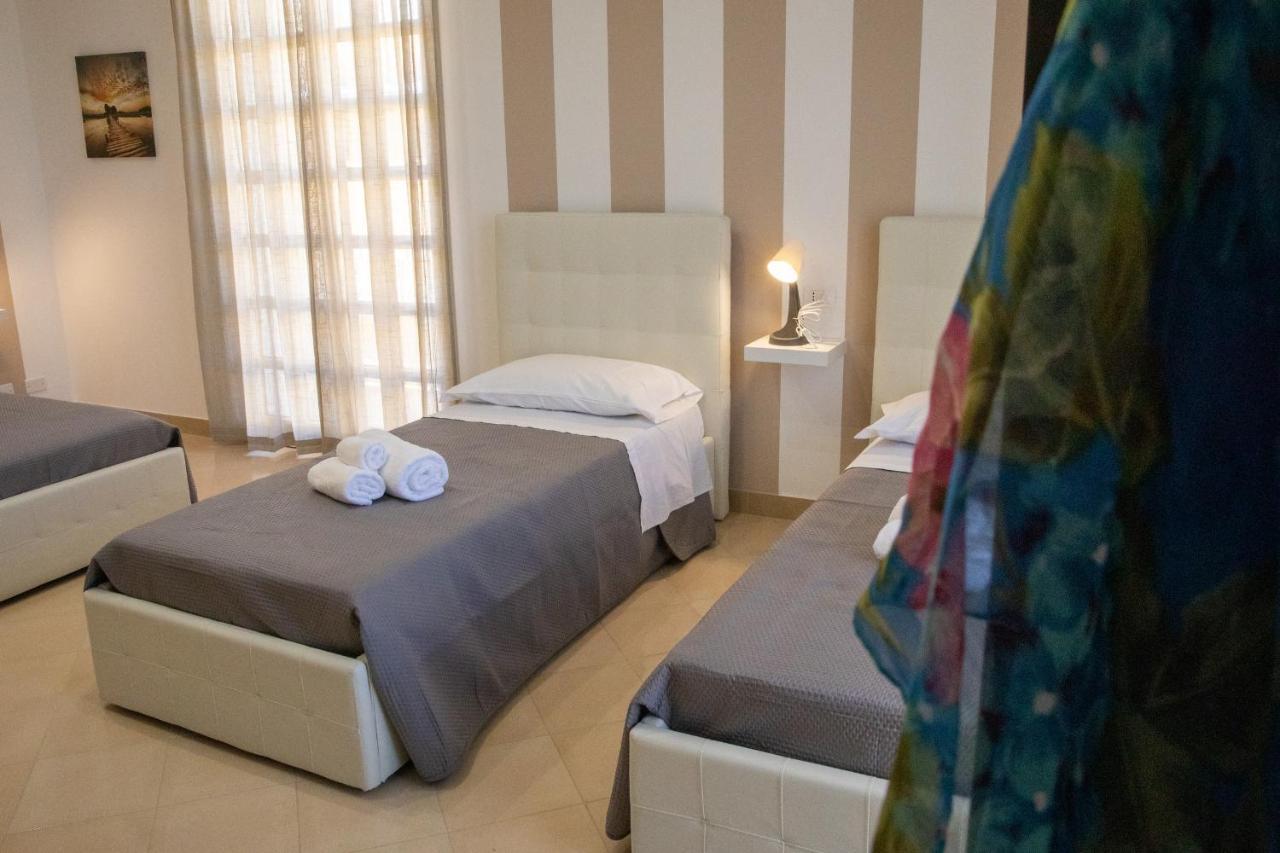 B&B Zio Luciano Avola Bagian luar foto